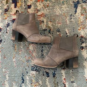 Sorel Addington Brown Leather Chelsea Ankle Boots